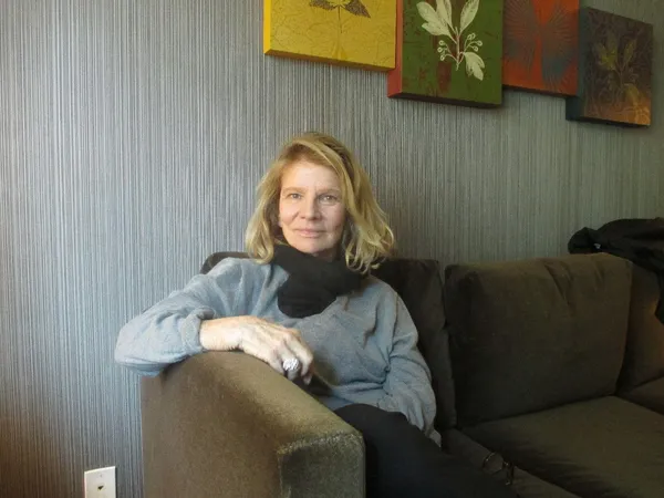 Nicole Garcia to her producer Alain Attal on Milena Agus's novel Mal Di Petra: "Tell me if the rights are free or not!"